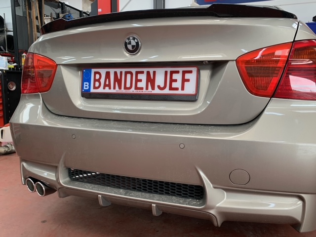 BMW E90